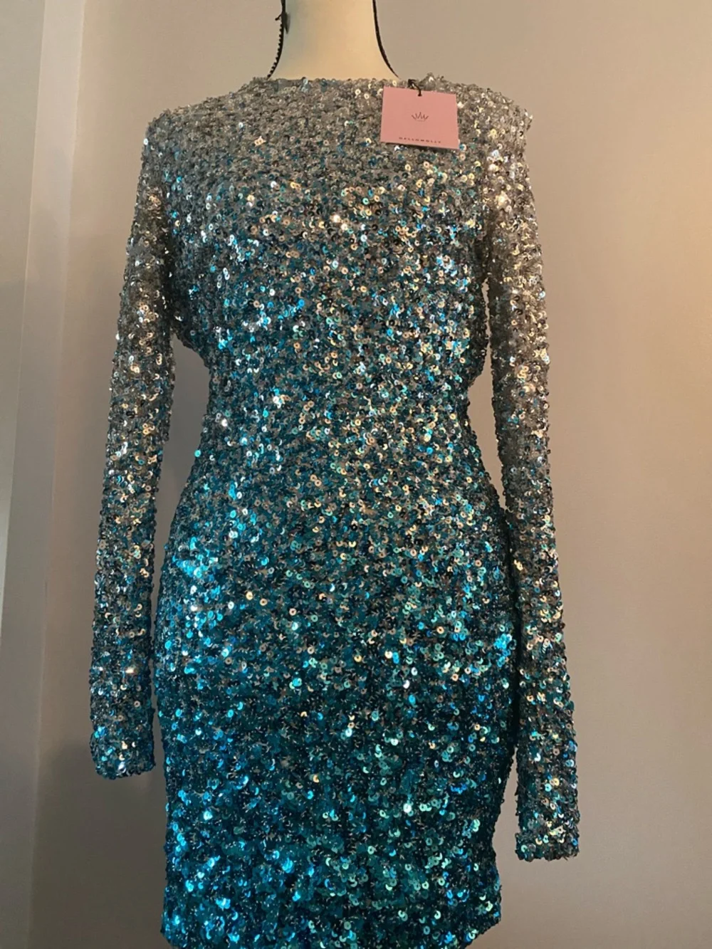 Hello Molly size 4 NWT blue and silver sequin dress - Picture 2 of 9